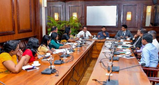 විදේශ සේවාවන්හි ඩිජිටල් ප්‍රතිසංස්කරණ අරඹයි